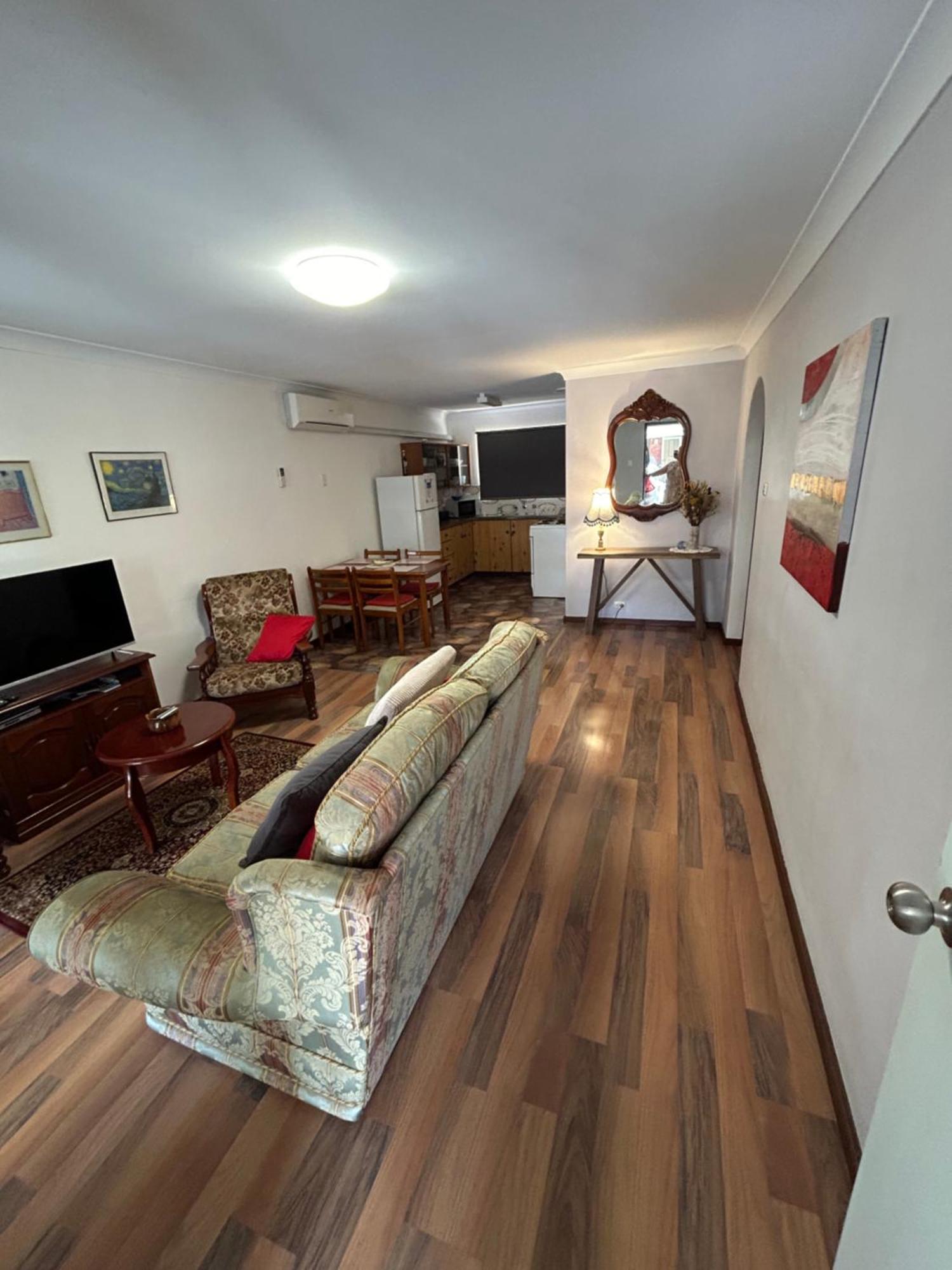 Champion Bay Beach Unit, With Own Carport, ジェラルトン エクステリア 写真