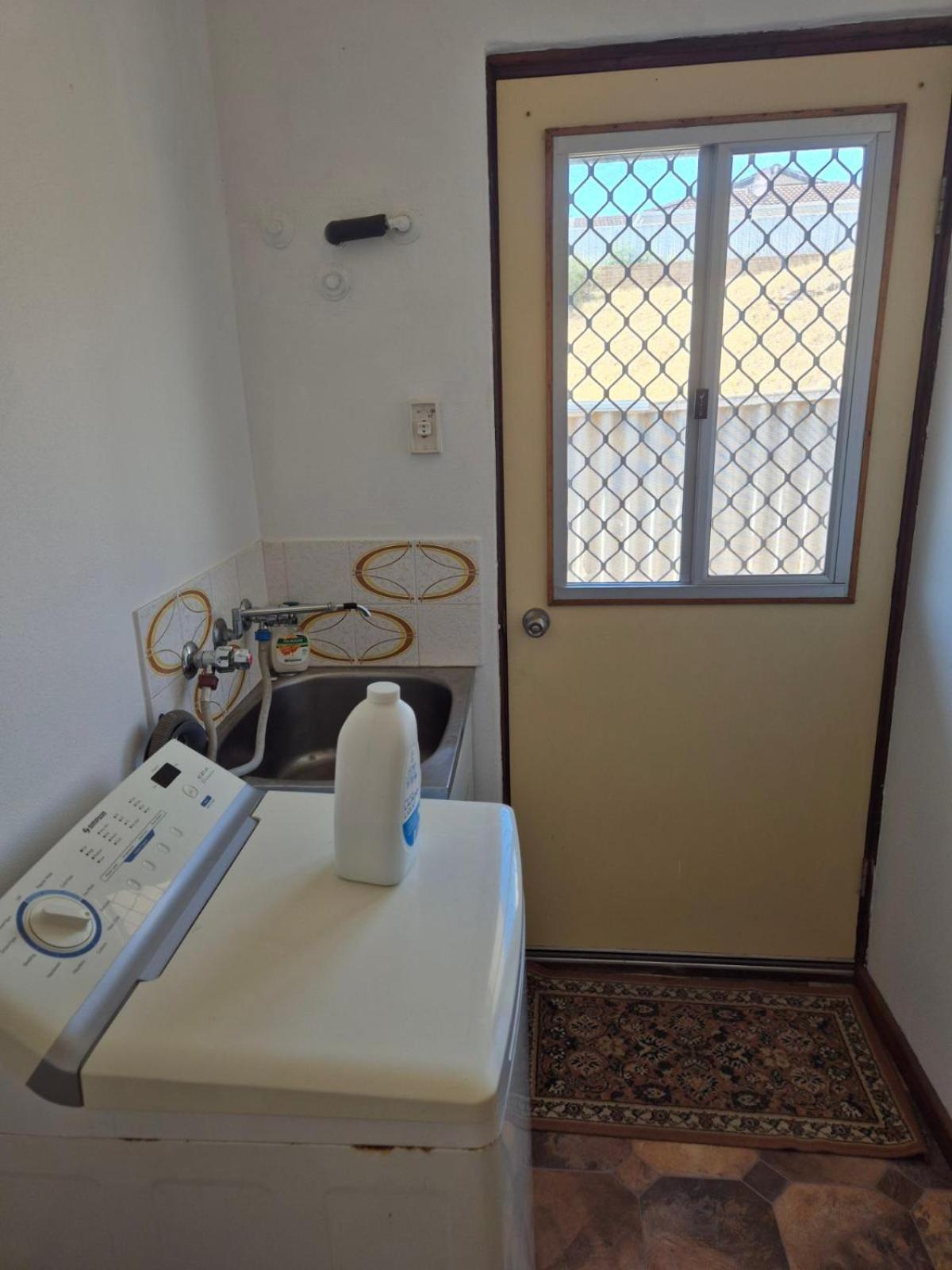 Champion Bay Beach Unit, With Own Carport, ジェラルトン エクステリア 写真